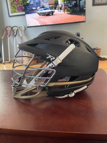 Used black Cascade R helmet