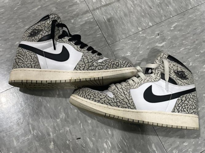 Nike Air Jordan 1 Retro High | Youth 6.5