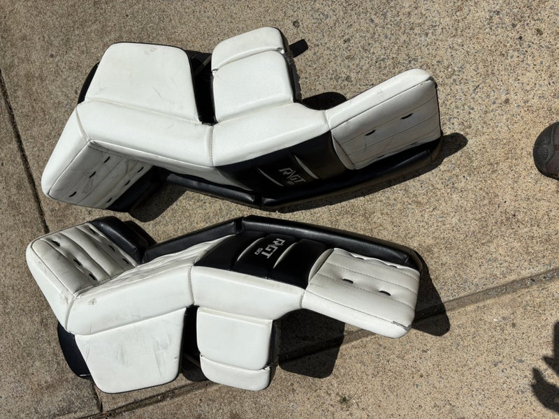 32"  Warrior Ritual GT Goalie Leg Pads (Used)