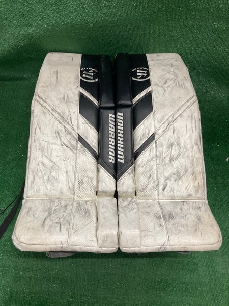 White 32" Intermediate Warrior Ritual G5 Goalie Leg Pads (Used)