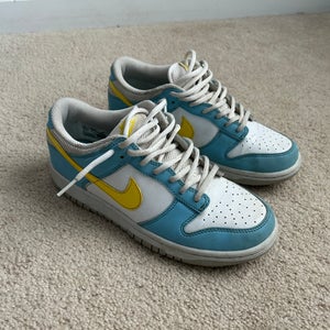 Kid's Size M 6.5 (W 7.5) Nike Shoes (Used)
