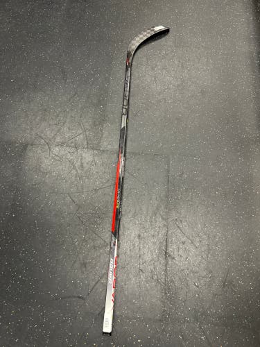 Bauer Vapor Hyperlite Left Hand Hockey Stick P28 - 55 Flex  (New)