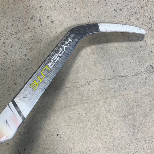 Intermediate Bauer Hyperlite Goalie Stick 23"