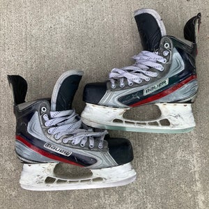 Bauer Vapor APX Hockey Skates Regular Width | Senior Size: 10.5