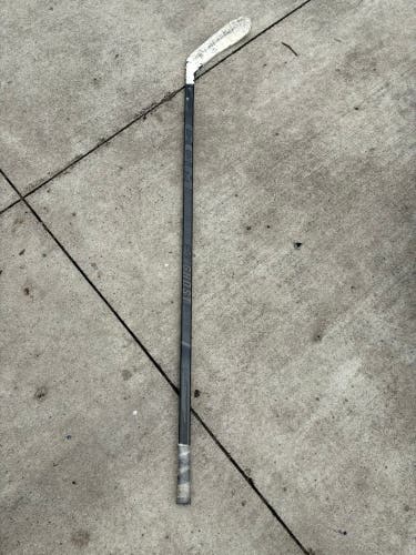 Junior CCM FT Ghost Right Handed Hockey Stick P28 (Used)