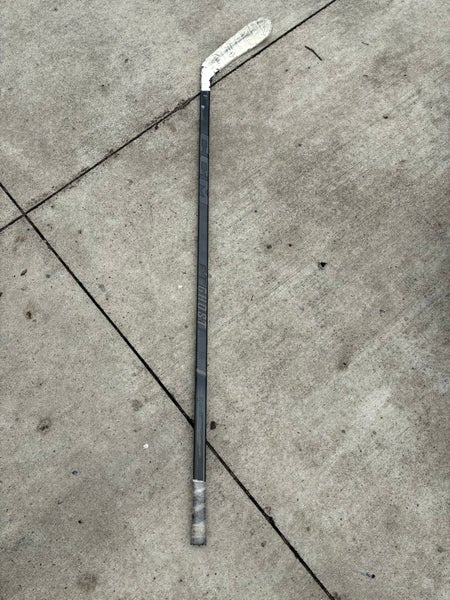 Junior CCM FT Ghost Right Handed Hockey Stick P28  (Used)