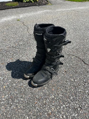 Black Men's Size M 10.0 (W 11.0)  (New)