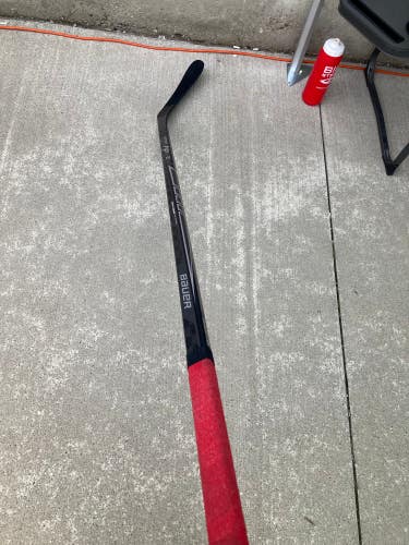 Bauer Vapor APX2 Hockey Stick P08 | Senior RH Pro Stock
