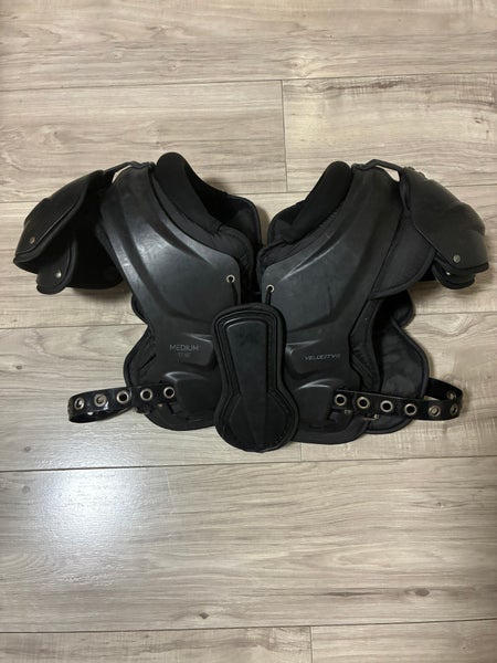 Medium Youth Xenith Velocity 2 Shoulder Pads (Used)