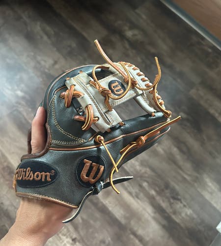Infield A2K 11.5 ( Looking To Trade For 11 3/4 )