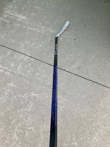 CCM RibCor Trigger 8 Pro Hockey Stick P29 | Senior RH Pro Stock