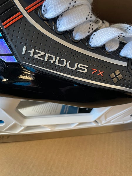 NEW True HZRDUS 7X Hockey Skates 9.5 Regular