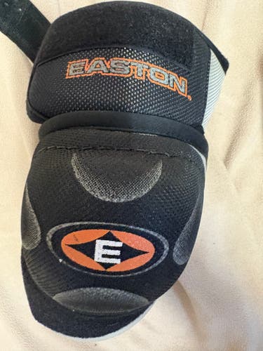 Senior Large Easton Elbow Pads (Used)