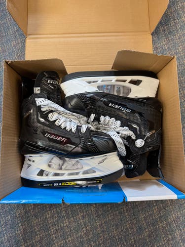Bauer Supreme Mach Hockey Skates - Size 4 (New)
