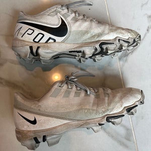 Men's Size M 8.5 (W 9.5)  Nike Low Top Vapor Edge Elite Molded Cleats (Used)