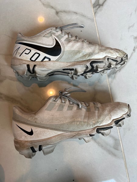 Men's Size M 8.5 (W 9.5)  Nike Low Top Vapor Edge Elite Molded Cleats (Used)