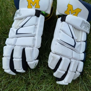 Michigan Lacrosse Gloves - Team Issued