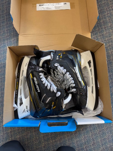 Bauer Supreme M5 Pro Hockey Skates - Size 10 (New)