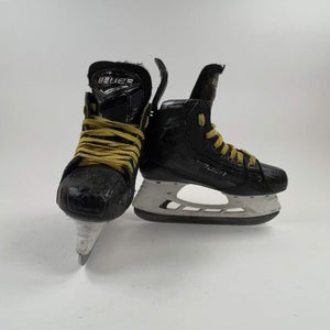 Bauer Supreme Matrix Size 4.5 Hockey Skates