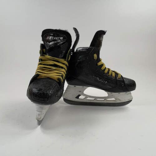 Bauer Supreme Matrix Size 4.5 Hockey Skates