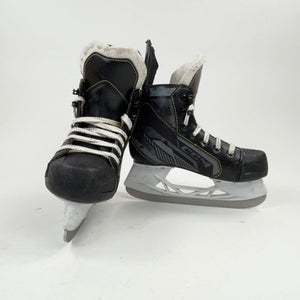CCM Tacks AS 550 Size 13 Youth Hockey Skates