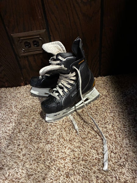 Bauer supreme hockey skates