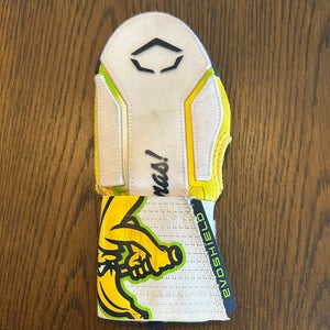 Senior EvoShield Sliding Mitt (Used) - X-SRZ™ SAVANNAH BANANAS SLIDING MITT 2.0
