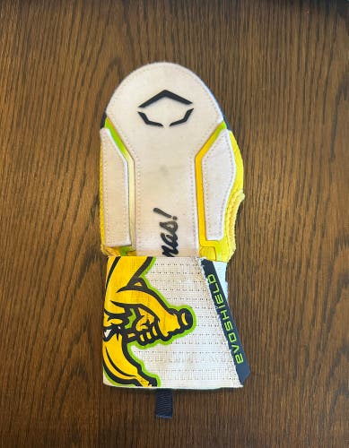 Senior EvoShield Sliding Mitt (Used) - X-SRZ™ SAVANNAH BANANAS SLIDING MITT 2.0