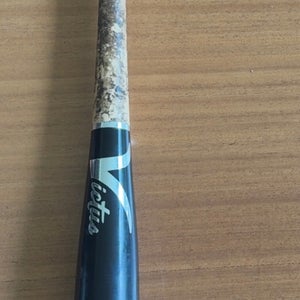 2021 Victus V-Cut Training Bat (-3)  30 oz 33" (Used)