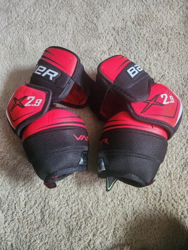 Senior Medium Bauer Vapor X2.9 Elbow Pads (Used)