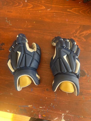 Mount St Mary’s Team Issued Lacrosse Gloves