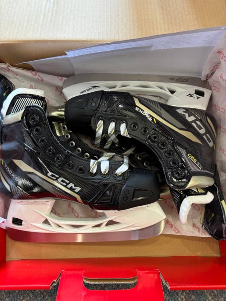 CCM Tacks AS-590 Hockey Skates - Size 6 (New)