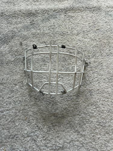 (Used) Cheater Hockey Goalie Cage Bauer Profile