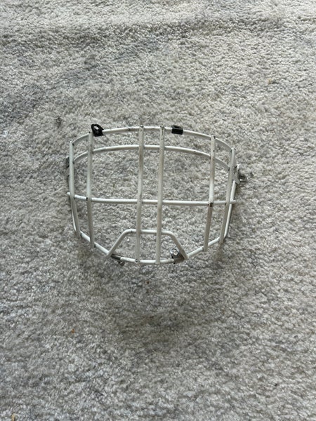 (Used) Cheater Hockey Goalie Cage Bauer Profile