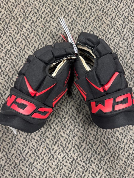 CCM Jetspeed FT680 Size 13” Gloves