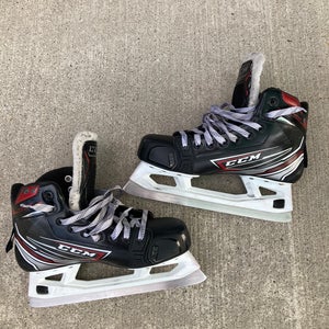 CCM Jetspeed FT480 Hockey Goalie Skates Regular Width | Intermediate Size 5.5