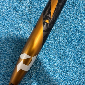 2022 DeMarini Zoa Composite Bat USSSA Certified (-8) Composite 22 oz 30" (Used)