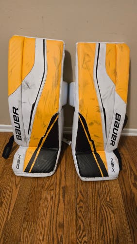 Bauer GSX (2023 Model) JR Medium Goalie Leg Pads (Used)
