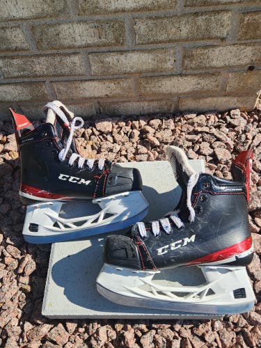 CCM JetSpeed FT485 Hockey Skates Regular Width Size 2 (Used)