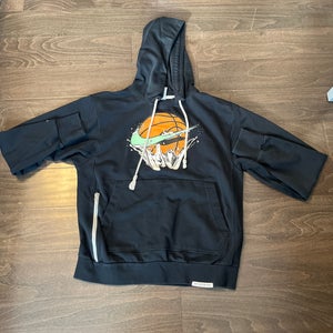 Men's Small Nike Sweatshirt With Basketball Logo