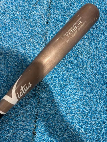 Victus Tatis Birch Bat Birch 31" (Used)