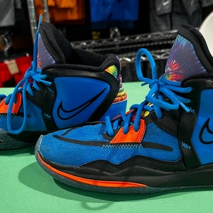 Blue Men's Size M 7.0 (W 8.0) Nike Kyrie Infinity Shoes (Used)