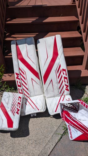 34" CCM Axis 1.9 Regular Goalie Full Set (Used)