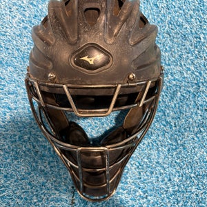 Youth Mizuno Samurai Catcher's Mask (Size 6 1/2 - 7 1/4") (Used)