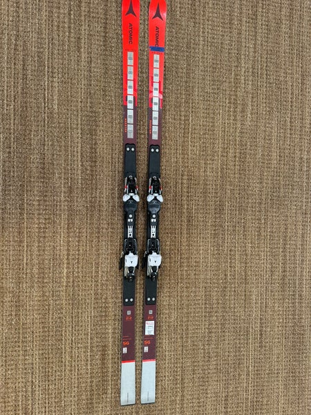 Men's 2022 Atomic 212 cm Racing Redster FIS SG Skis With Bindings Max Din 20 (Used)