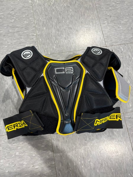 Large Youth Maverik C2 Shoulder Pads (Used)