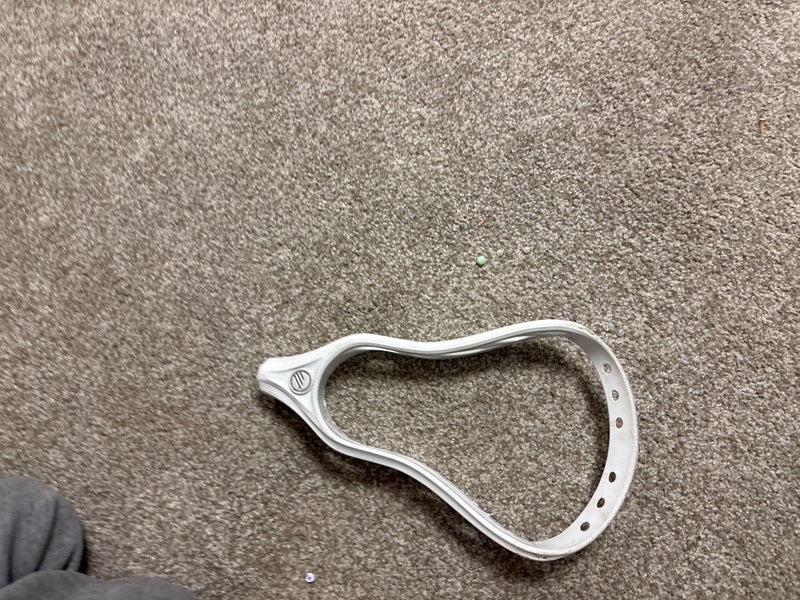 Maverik Unstrung Tank Head (Used)