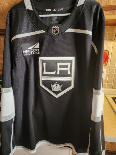 Black Size 56 Men's Adidas Jersey (New)