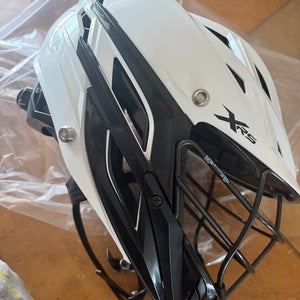 New - white and black Cascade XRS helmet youth