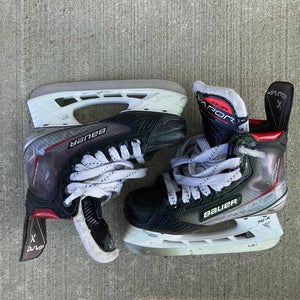 Bauer Vapor X Shift Pro Hockey Skates | Intermediate Size: 4